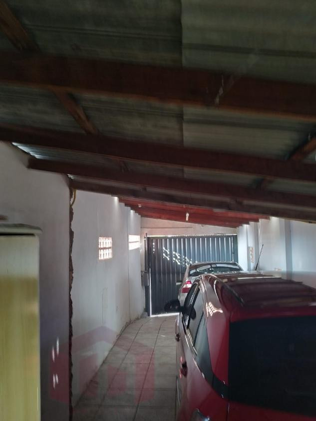 Imagem Imóvel com 4 Quartos à Venda, 400 m² Imagem Imóvel com 4 Quartos à Venda, 400 m²