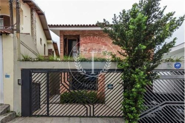 Imagem Casa com 3 Quartos à Venda, 140 m² em Vila Madalena - São Paulo Imagem Casa com 3 Quartos à Venda, 140 m² em Vila Madalena - São Paulo