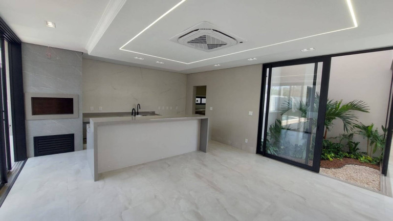 Imagem Casa com 4 Quartos à Venda, 693 m² em Condomínio Florais Itália - Cuiabá