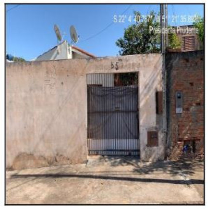 Casa com 2 Quartos à Venda, 135 m² em Parque Residencial Francisco Belo G - Presidente Prudente
