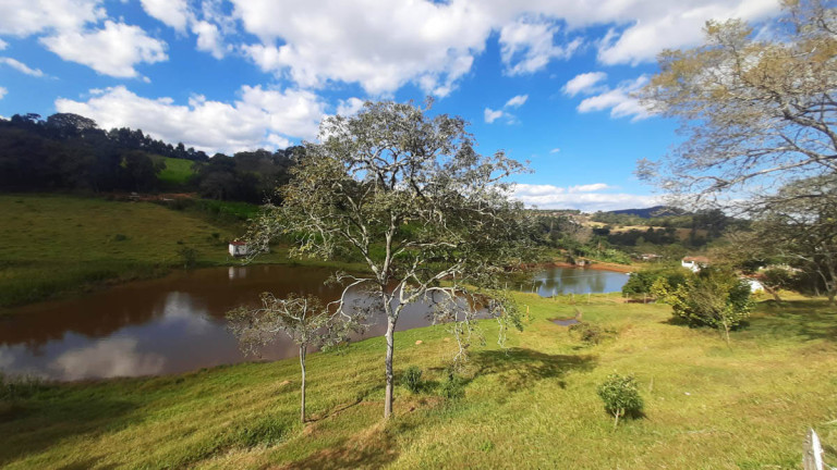 Imagem Chácara com 10 Quartos à Venda, 186.000 m² em Agudo Dos Frias - Bragança Paulista Imagem Chácara com 10 Quartos à Venda, 186.000 m² em Agudo Dos Frias - Bragança Paulista