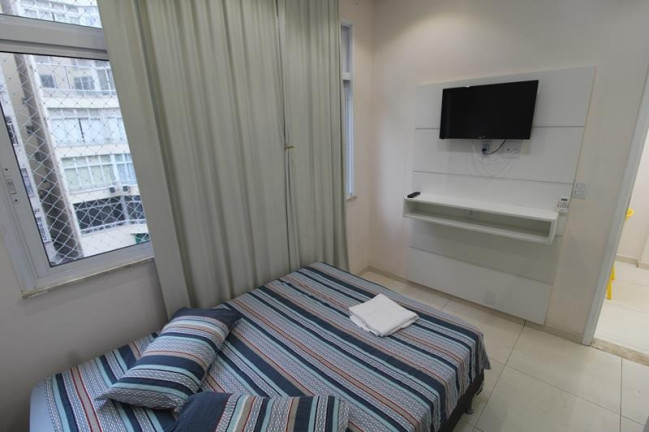 Imagem Apartamento com 2 Quartos para Temporada, 90 m² em Copacabana - Rio De Janeiro