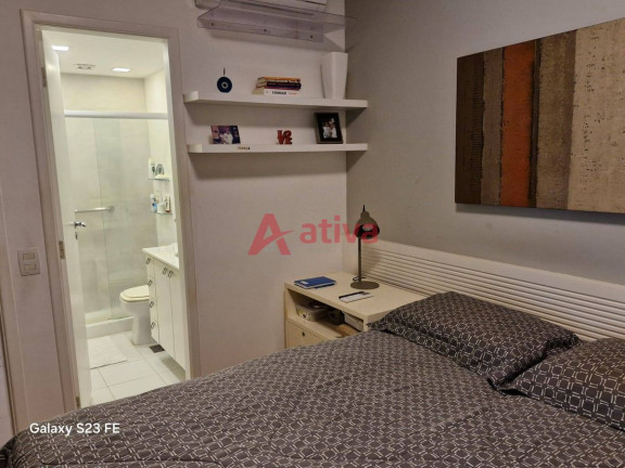 Imagem Apartamento com 3 Quartos à Venda, 132 m² em Barra Da Tijuca - Rio De Janeiro