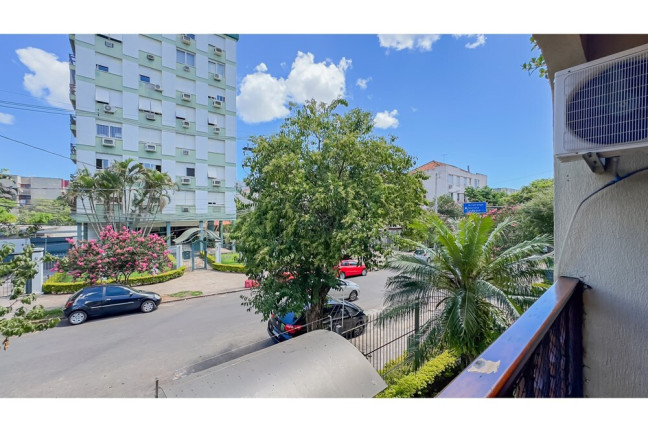 Imagem Imóvel com 2 Quartos à Venda, 86 m² em Petrópolis - Porto Alegre Imagem Imóvel com 2 Quartos à Venda, 86 m² em Petrópolis - Porto Alegre