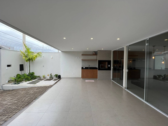 Casa com 3 Quartos à Venda, 180 m² em Bauru