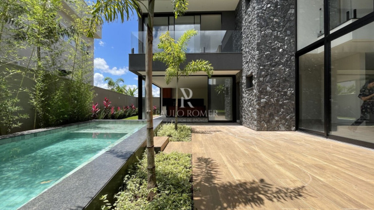 Imagem Casa com 5 Quartos à Venda, 343 m² em Residencial Goiânia Golfe Clube - Goiânia Imagem Casa com 5 Quartos à Venda, 343 m² em Residencial Goiânia Golfe Clube - Goiânia
