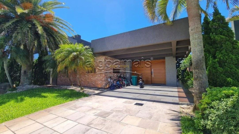 Casa com 4 Quartos à Venda, 237 m² em Condomínio Enseada Lagos Xangri-lá - Xangri-lá