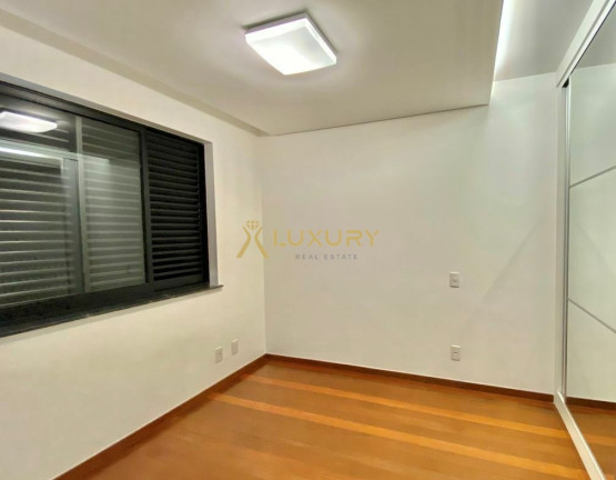 Imagem Imóvel com 4 Quartos à Venda, 180 m² em Funcionários - Belo Horizonte