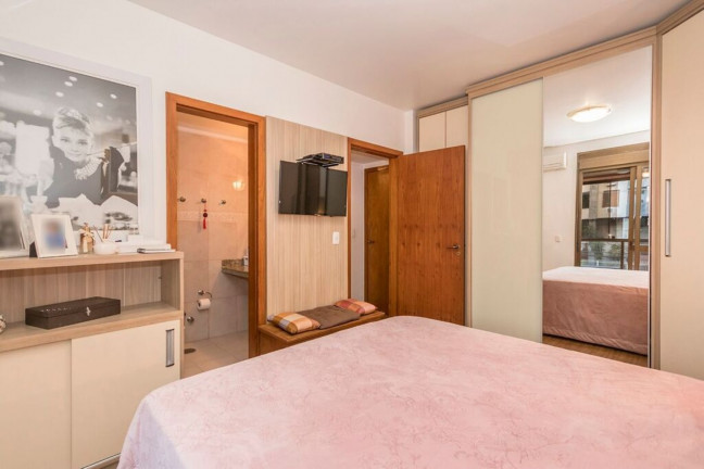 Imagem Imóvel com 3 Quartos à Venda, 122 m² em Santa Tereza - Porto Alegre Imagem Imóvel com 3 Quartos à Venda, 122 m² em Santa Tereza - Porto Alegre