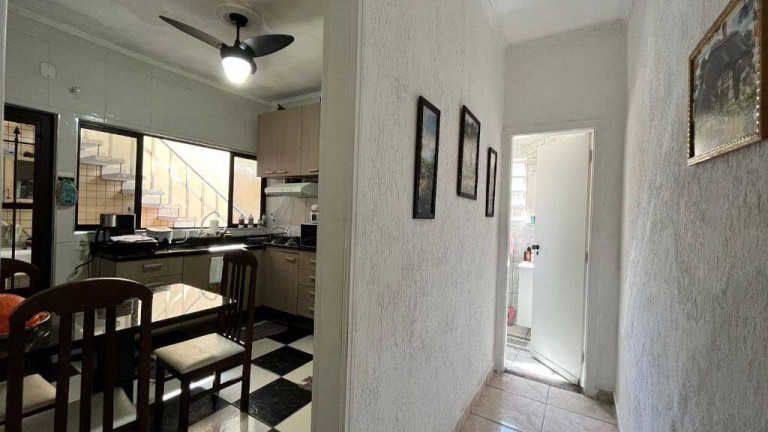 Imagem Casa com 5 Quartos à Venda, 258 m² em Vila Guilhermina - Praia Grande Imagem Casa com 5 Quartos à Venda, 258 m² em Vila Guilhermina - Praia Grande