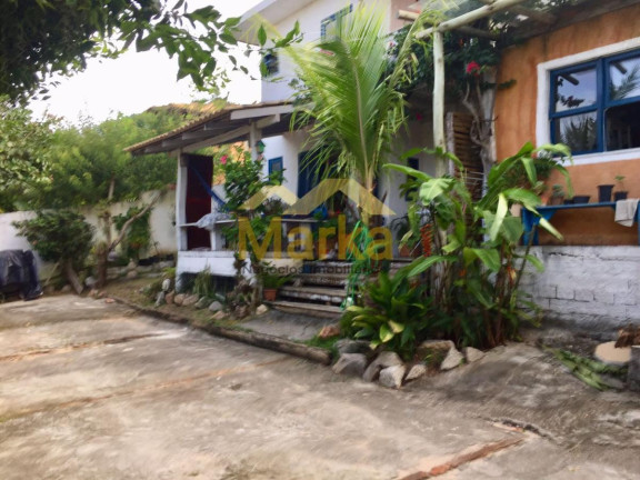 Imagem Casa com 2 Quartos à Venda, 220 m² em Santinho - Florianópolis