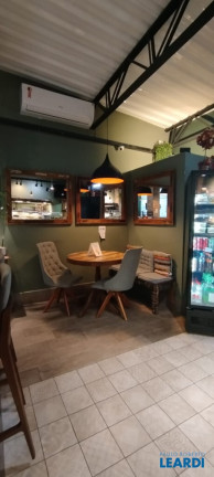 Sobrado com 4 Quartos à Venda, 261 m² em Vila Gilda - Santo André
