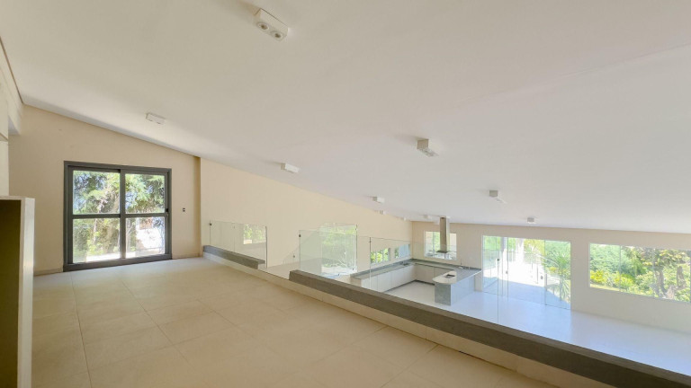 Imagem Casa com 4 Quartos à Venda, 600 m² em Uberaba - Curitiba