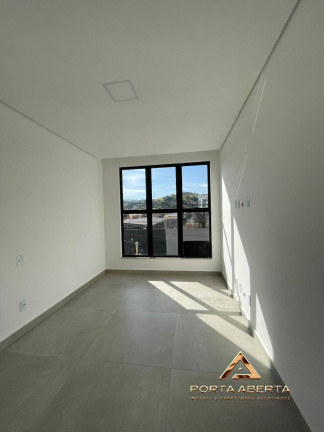 Imagem Casa com 3 Quartos à Venda, 230 m² em Giovanini - Coronel Fabriciano Imagem Casa com 3 Quartos à Venda, 230 m² em Giovanini - Coronel Fabriciano