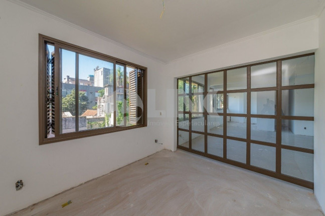 Imagem Imóvel com 3 Quartos à Venda, 174 m² em Petrópolis - Porto Alegre