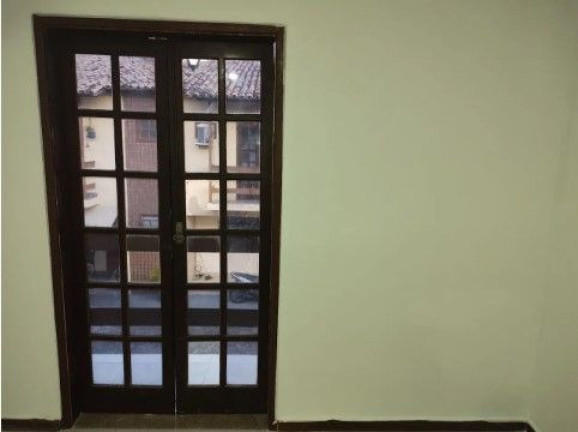 Imagem Casa com 2 Quartos à Venda, 78 m² em Piratininga - Niterói Imagem Casa com 2 Quartos à Venda, 78 m² em Piratininga - Niterói