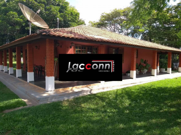 Chácara com 3 Quartos à Venda, 500 m² em Centro - Boituva