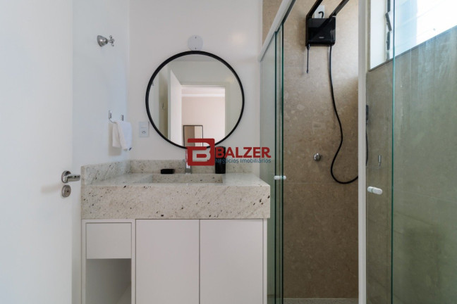 Imagem Apartamento com 1 Quarto à Venda, 54 m² em Centro - Florianópolis