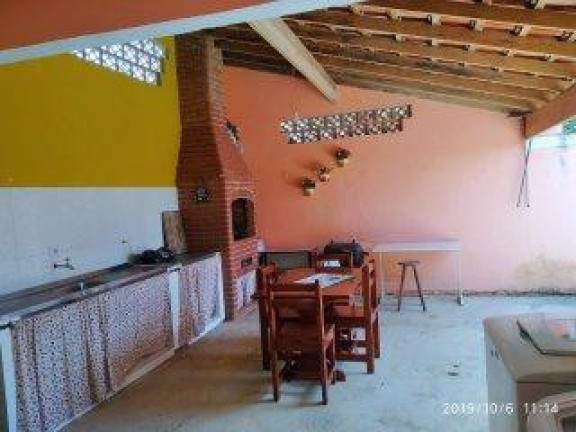 Imagem Chácara com 2 Quartos à Venda, 272 m² em Centro - Mairinque