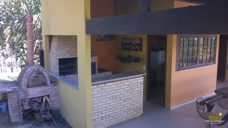 Imagem Casa com 3 Quartos à Venda, 250 m² em Ibitioca - Campos Dos Goytacazes