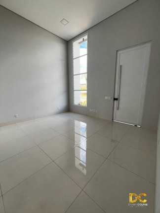 Imagem Casa de Condomínio com 3 Quartos à Venda, 220 m² em Petrópolis - Várzea Grande Imagem Casa de Condomínio com 3 Quartos à Venda, 220 m² em Petrópolis - Várzea Grande