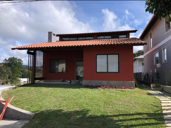 Casa com 3 Quartos à Venda, 190 m² em Vargem Grande - Teresópolis