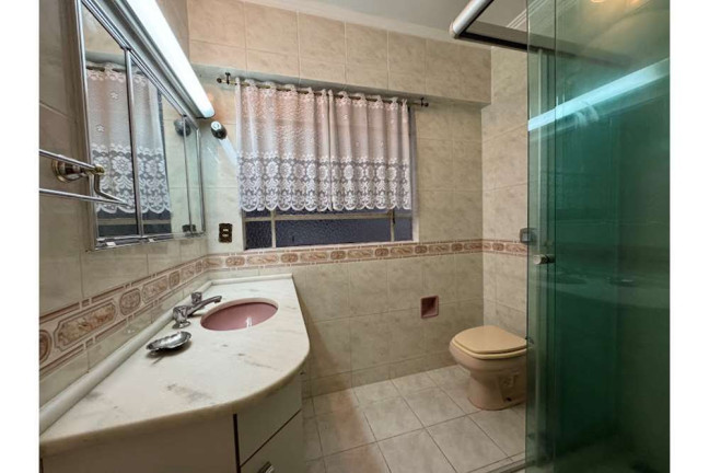 Imagem Imóvel com 3 Quartos à Venda, em Independência - Porto Alegre Imagem Imóvel com 3 Quartos à Venda, em Independência - Porto Alegre