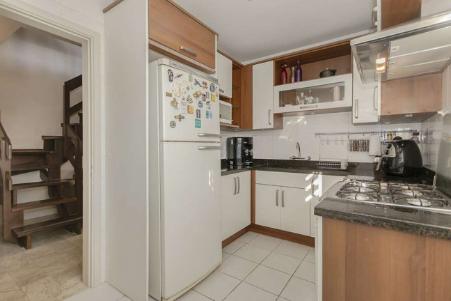 Imagem Imóvel com 2 Quartos à Venda, em Auxiliadora - Porto Alegre Imagem Imóvel com 2 Quartos à Venda, em Auxiliadora - Porto Alegre