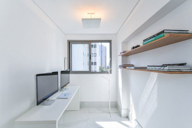 Imagem Cobertura com 2 Quartos à Venda, 144 m² em Vila Nova Conceição - São Paulo