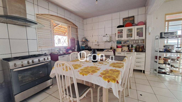 Imagem Casa com 4 Quartos à Venda, 273 m² em Jardim América - Goiânia Imagem Casa com 4 Quartos à Venda, 273 m² em Jardim América - Goiânia