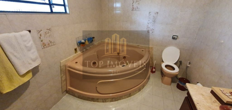 Imagem Casa com 3 Quartos à Venda, 1.113 m² em Bom Retiro - São José Dos Campos Imagem Casa com 3 Quartos à Venda, 1.113 m² em Bom Retiro - São José Dos Campos