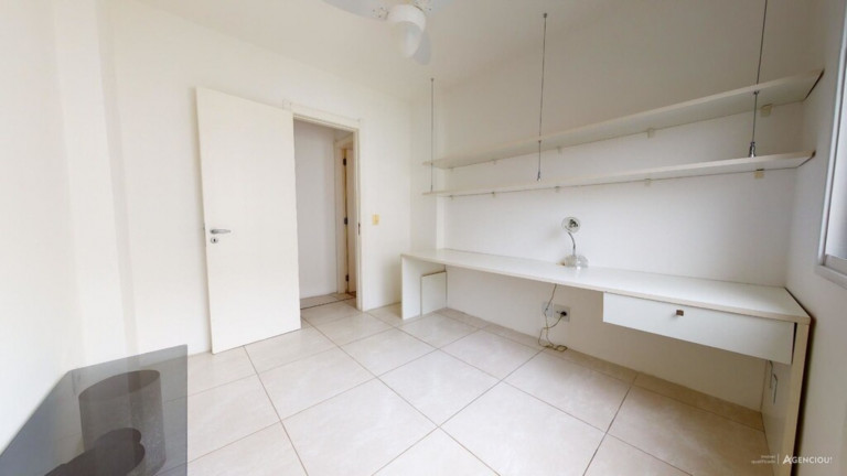 Imagem Imóvel com 2 Quartos à Venda, 61 m² em Passo Da Areia - Porto Alegre Imagem Imóvel com 2 Quartos à Venda, 61 m² em Passo Da Areia - Porto Alegre