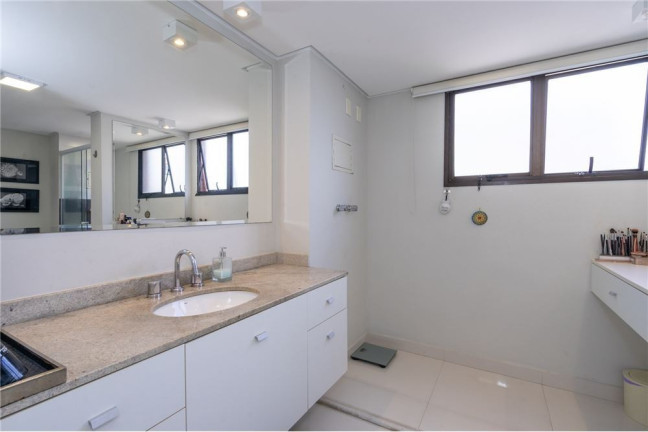Imagem Apartamento com 3 Quartos à Venda, 209 m² em Vila Cruzeiro - São Paulo