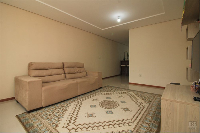 Imagem Casa com 3 Quartos à Venda,  em Guarujá - Porto Alegre