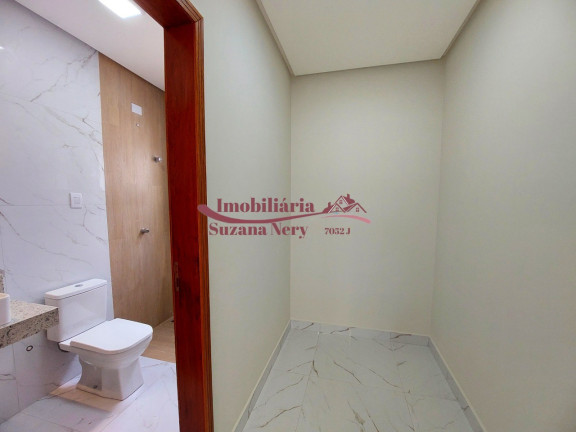 Imagem Imóvel com 3 Quartos à Venda,  em Cajupiranga - Parnamirim