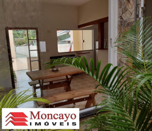 Imagem Casa com 4 Quartos à Venda, 321 m² em Centro - Caraguatatuba Imagem Casa com 4 Quartos à Venda, 321 m² em Centro - Caraguatatuba
