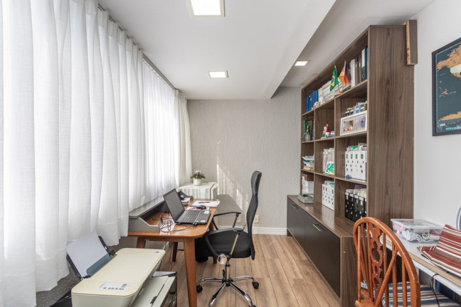 Imagem Cobertura com 3 Quartos à Venda, 240 m² em Chácara Das Pedras - Porto Alegre Imagem Cobertura com 3 Quartos à Venda, 240 m² em Chácara Das Pedras - Porto Alegre