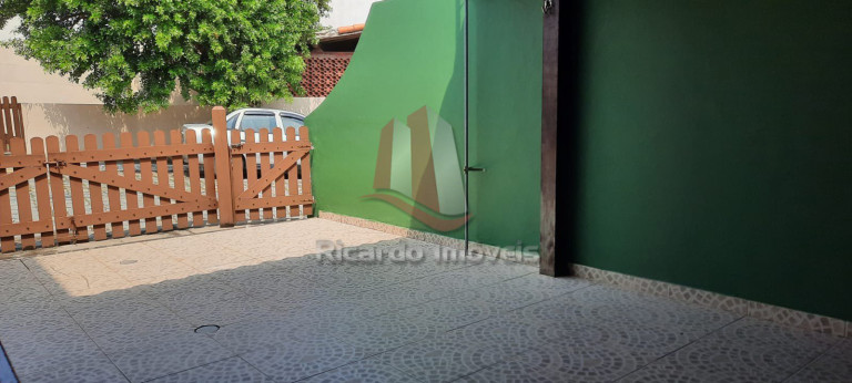 Imagem Casa de Condomínio com 2 Quartos à Venda, 100 m² em Peró - Cabo Frio