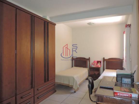 Imagem Casa com 3 Quartos à Venda, 287 m² em Vila Carioca - Guarulhos