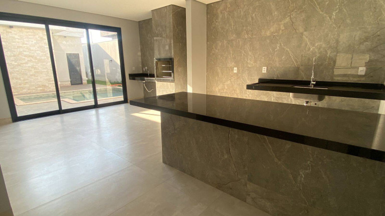 Imagem Casa com 3 Quartos à Venda, 270 m² em Ribeirão Do Lipa - Cuiabá Imagem Casa com 3 Quartos à Venda, 270 m² em Ribeirão Do Lipa - Cuiabá