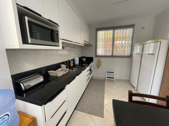 Imagem Casa com 5 Quartos à Venda, 245 m² em Governador Celso Ramos - Governador Celso Ramos