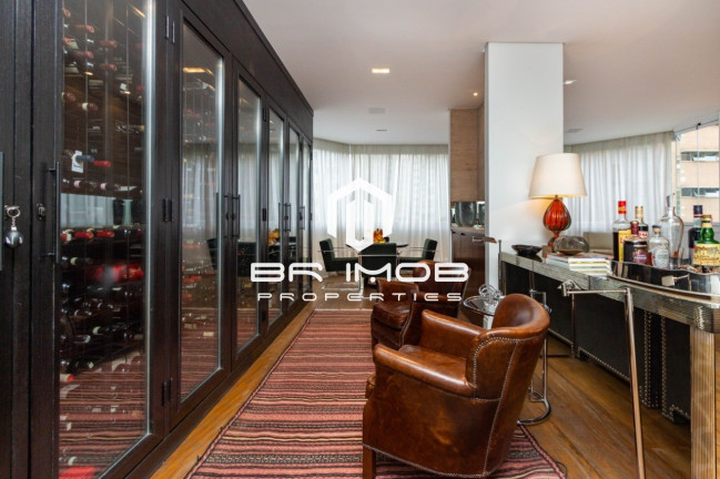 Imagem Imóvel com 2 Quartos à Venda, 394 m² em Itaim Bibi - São Paulo
