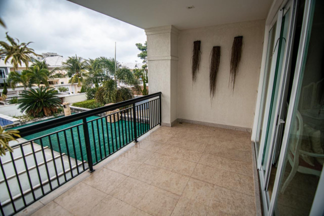Imagem Casa com 4 Quartos à Venda, 400 m² em Barra Da Tijuca - Rio De Janeiro