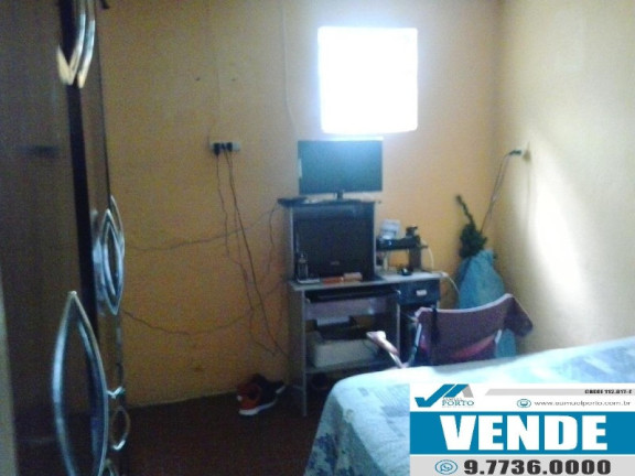 Imagem Casa com 3 Quartos à Venda, 240 m² em Piqueri - São Paulo