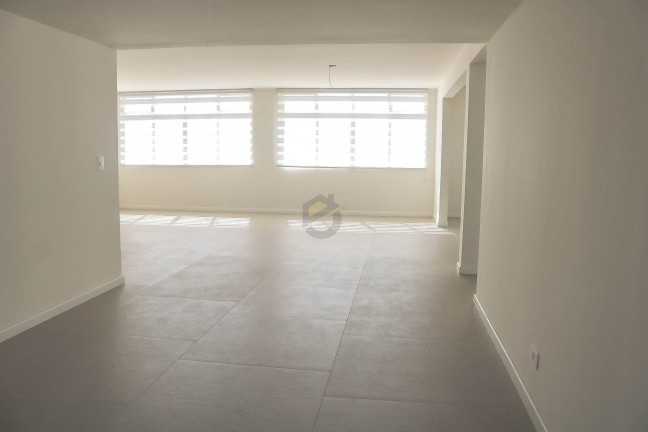 Imagem Apartamento com 3 Quartos à Venda, 172 m² em Centro - Curitiba