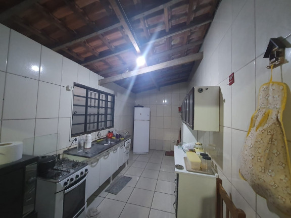 Imagem Casa com 4 Quartos à Venda, 200 m² em Parque Aeroporto - Taubaté