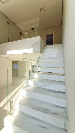 Imagem Sobrado com 3 Quartos à Venda, 215 m² em Mont Serrat - Canoas