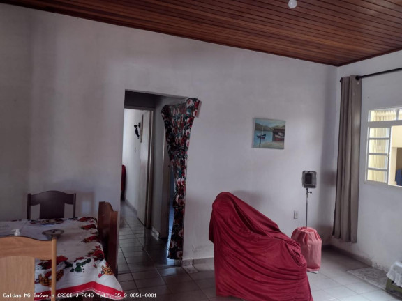 Imagem Casa com 2 Quartos à Venda, 55 m² em Pocinhos Do Rio Verde - Caldas