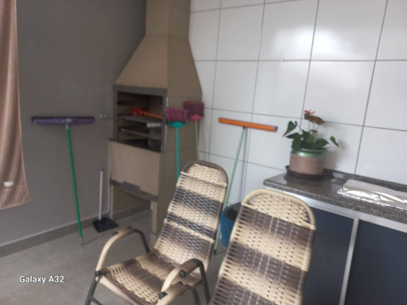 Imagem Casa com 3 Quartos à Venda, 130 m² em Jardim Petrópolis - Arapongas Imagem Casa com 3 Quartos à Venda, 130 m² em Jardim Petrópolis - Arapongas
