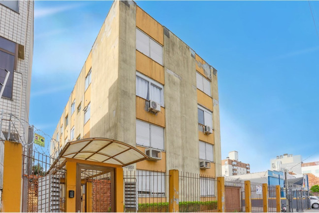 Imagem Apartamento com 2 Quartos à Venda, 70 m² em Santana - Porto Alegre